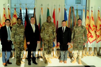 Installation Management’s Deputy Commanding General visits Garrison Wiesbaden