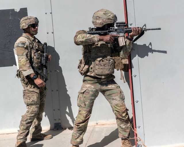 Bliss BOSS Soldiers ‘get down’ for Special Operations training