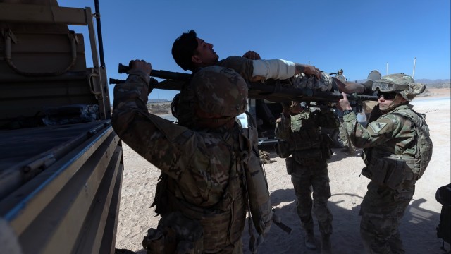 Bliss BOSS Soldiers ‘get down’ for Special Operations training