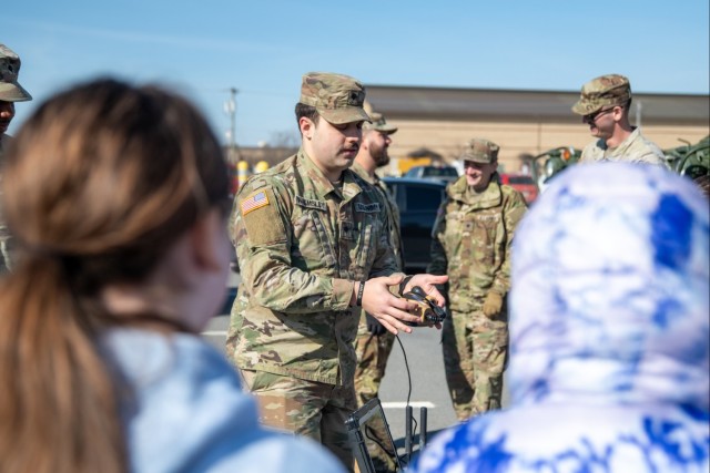 Fort Drum Soldiers Engage North Country Students in STEM at STARBASE