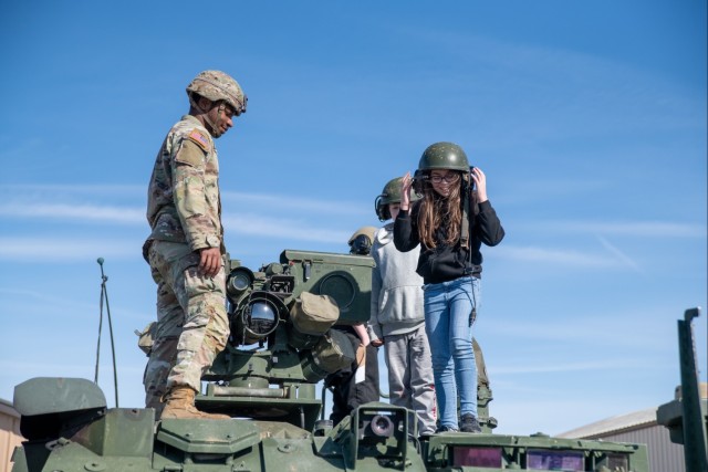 Fort Drum Soldiers Engage North Country Students in STEM at STARBASE