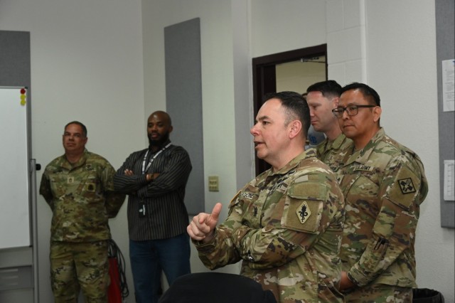 Medal of Honor recipient provides lessons on leadership at MEDCoE