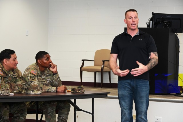 Medal of Honor recipient provides lessons on leadership at MEDCoE