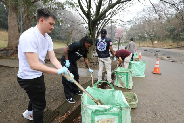 U.S. Soldiers, local park staff in Yokohama team up for joint cleanup effort