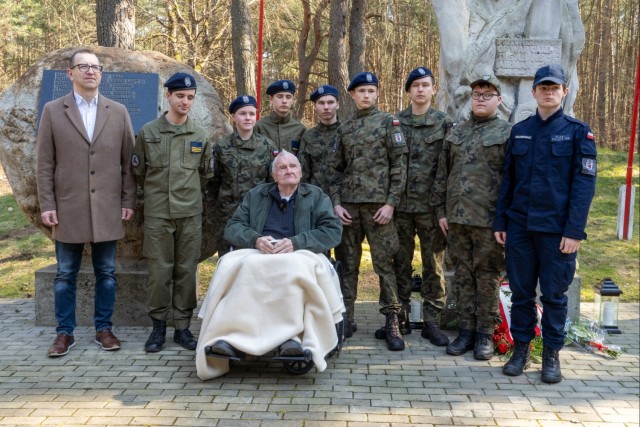 Captive for 15 Months, WWII Veteran Returns to POW Camp