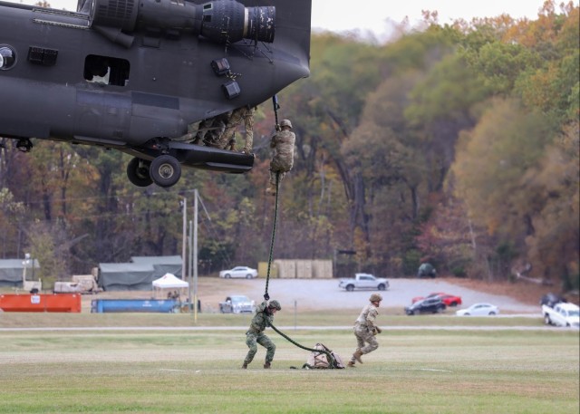 101st Combat Aviation Brigade Soldiers Conduct Operational Assessment of Developmental Helicopter