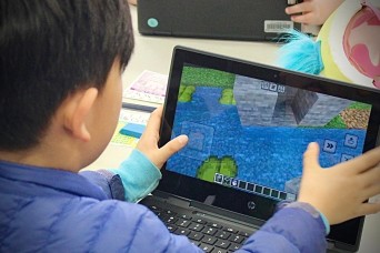 Minecraft Brings STEM Learning to Life at DoDEA Americas Elementary Schools