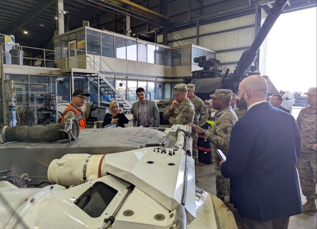U.S. Army Europe and Africa deputy commanding general visits Coleman APS-2 worksite