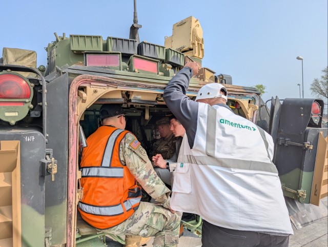 U.S. Army Europe and Africa deputy commanding general visits Coleman APS-2 worksite