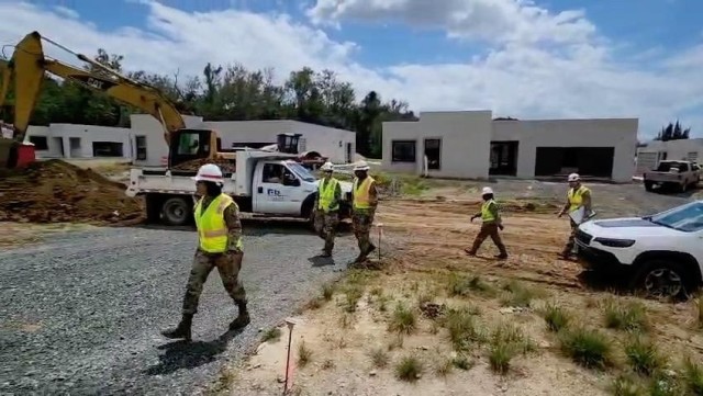 Maj. Gen. Wallace visits Fort Buchanan
