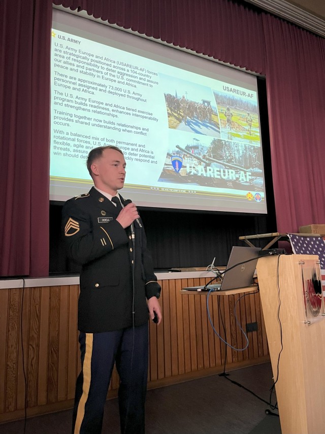 Garrison Wiesbaden Soldier attends ceremony for 80th anniversary of Rhine River crossing