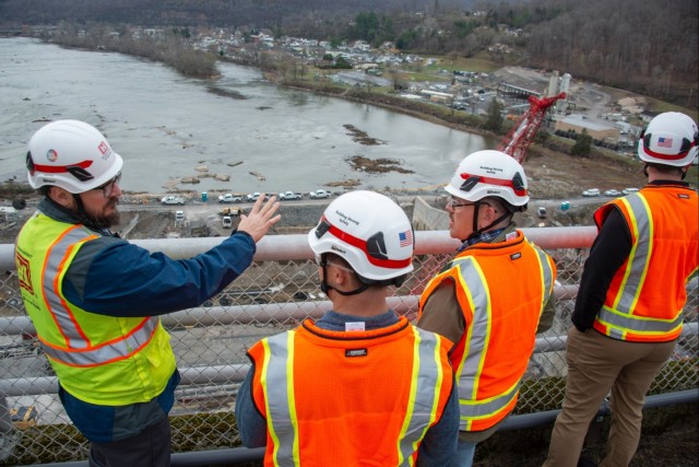 CAT 513 visits Bluestone Dam
