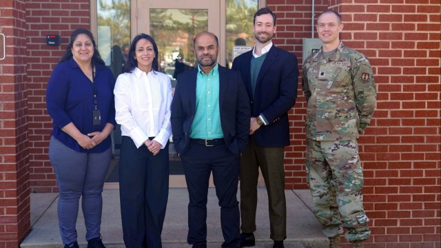 ORA’s Thakur, DHA R&D-MRDC’s 2024 Employee of the Year, Speeds Lifesaving Devices to Warfighters