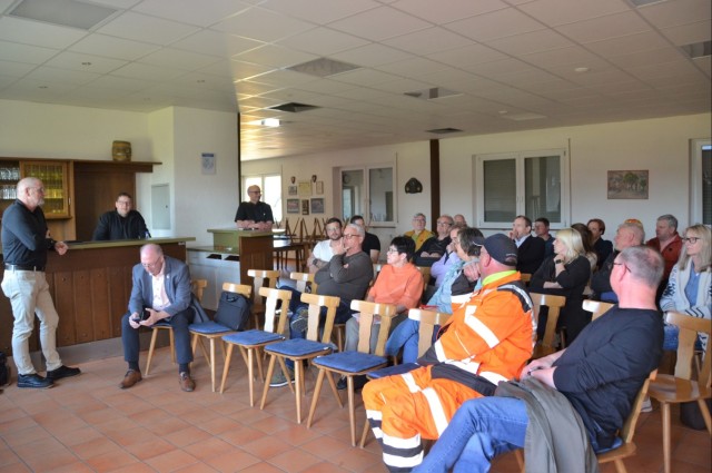 USAG Rheinland-Pfalz, German leaders explore mutually beneficial housing solutions
