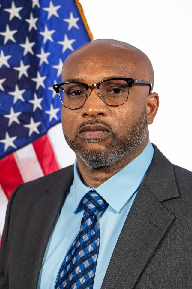 Barnett recognized as USASAC Employee of the Year
