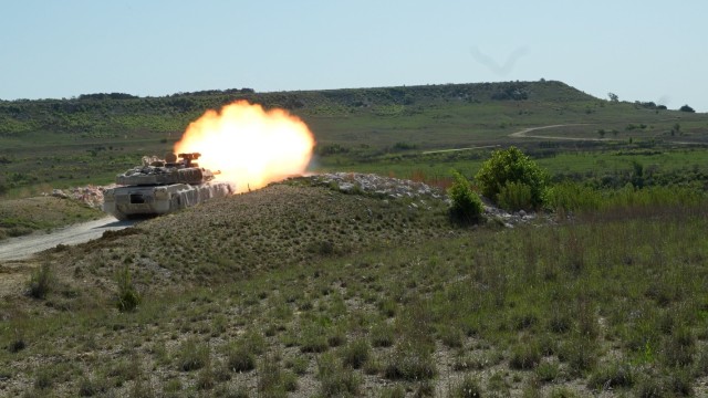 Soldiers Train to Win: 1st Cavalry Division Hosts Live-Fire and Media Day