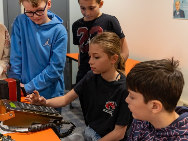 Students Practice Hands-on STEM learning at Fort Drum STARBASE