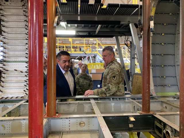 AMC Deputy Commanding General Visits Corpus Christi Army Depot