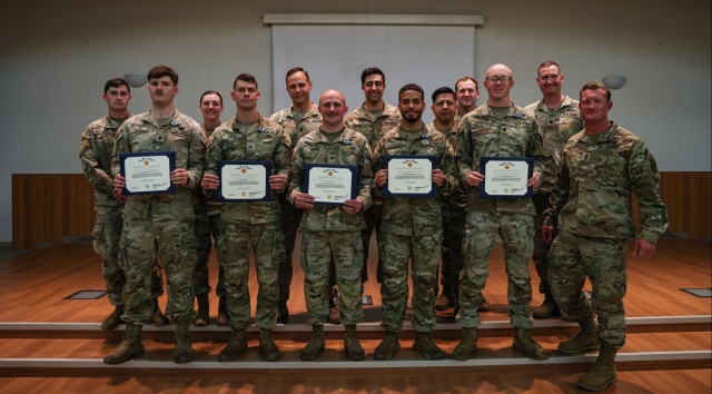 SETAF-AF recognizes top soldiers at Best Squad Competition closing ceremony