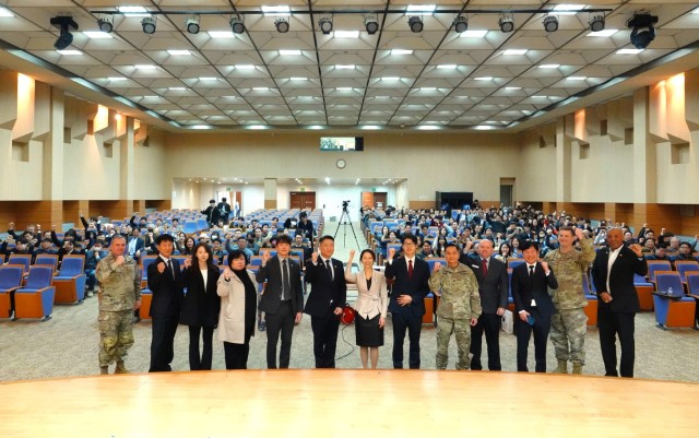 Joint Industry group photo.