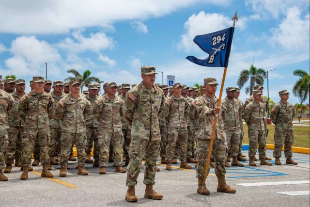USARPAC Gen Clark presents the Alexander Hamilton Award to Team Binadu with Guam Army National Guard