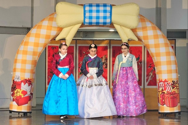 American, Korean students don hanboks on the catwalk