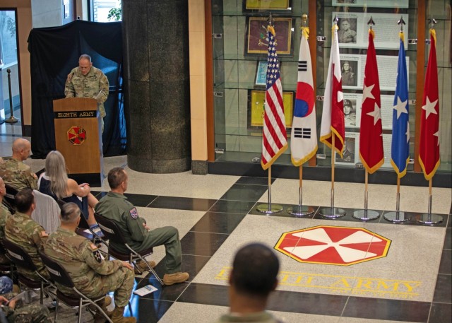 LaNeve relinquishes command of Eighth Army to take role at Pentagon