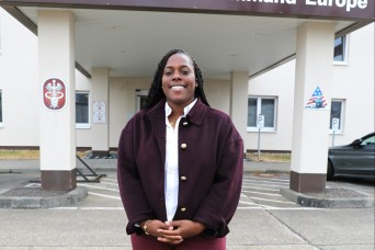 Medical Readiness Command, Europe Civilian Employee Awarded the Lt. Col. Karen Wagner Leadership Award