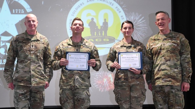Ceremony honors Fort Carson volunteers