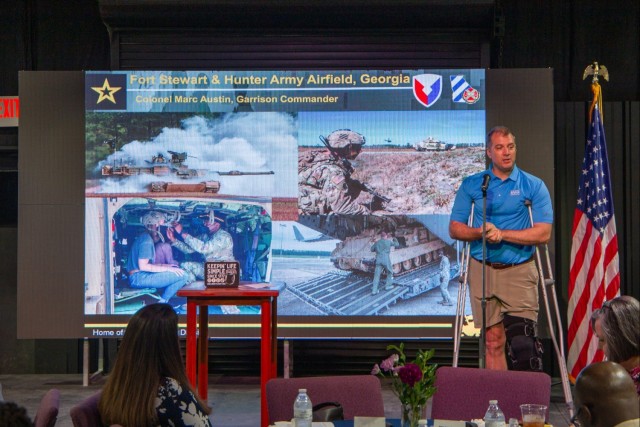 Fort Stewart commander updates community, builds stronger ties