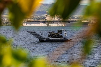 Soldiers experiment with unmanned surface vessels in Hawaii at PC-C5