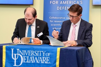 DEVCOM CBC Director Signs Collaborative Agreement with University of Delaware