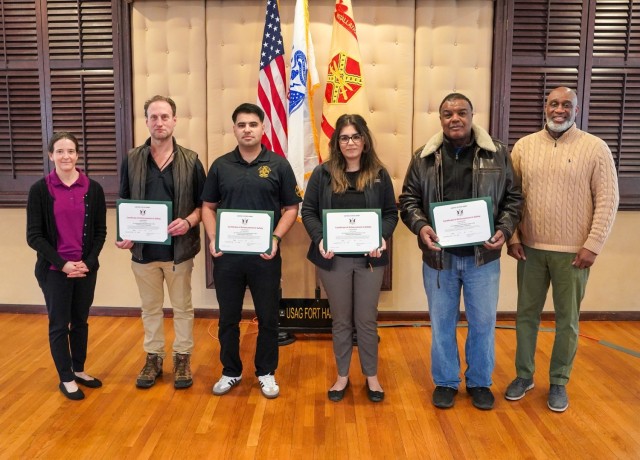 Fort Hamilton Recognizes Outstanding Employees at Quarterly Awards Ceremony