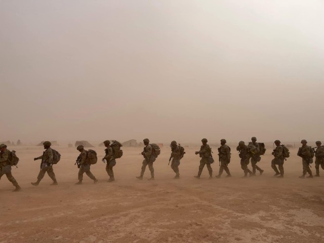 Soldiers sharpen skills by earning Perfect Edge during Expert Soldier Badge qualification