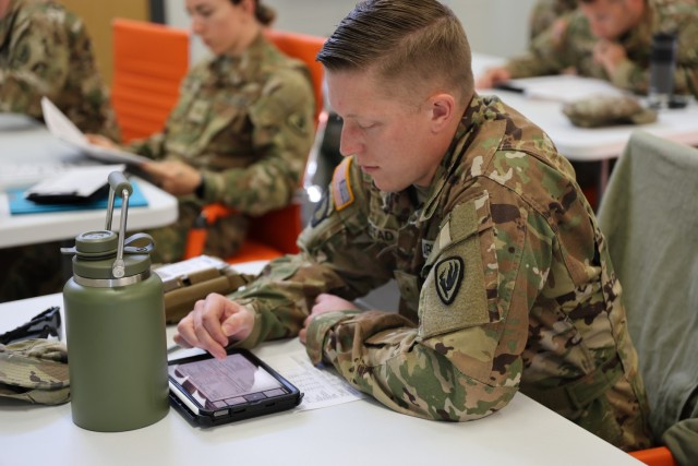 Flight School Students Lead Change for the Future of Army Aviation