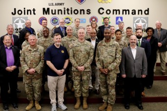 Anderson hosts his final Senior Leader Forum as JMC’s commander