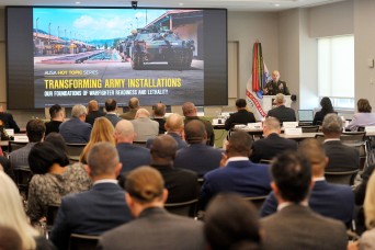 IMCOM Leaders Highlight Installation Readiness at AUSA Hot Topics Event