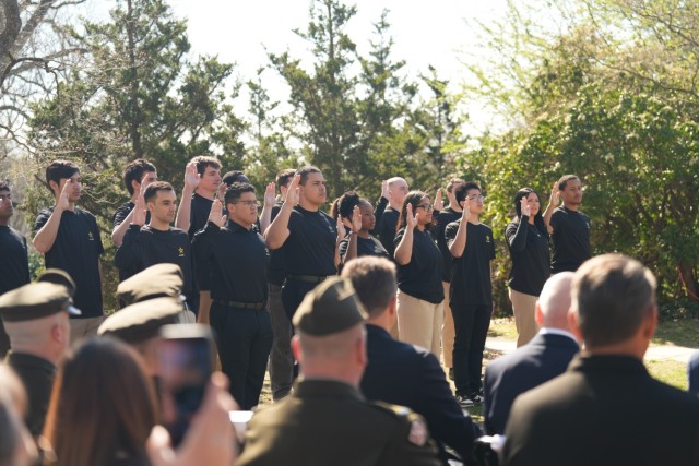 Lt. Gen. Robert Harter, chief of Army Reserve and commanding general, U.S. Army Reserve Command, and Command Sgt. Maj. Gregory Betty, command sergeant major of the Army Reserve, hosted multiple events, including an enlistment ceremony for future...