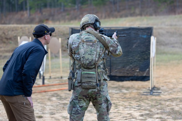 1st Lt. Brian M. O’Leary (right)