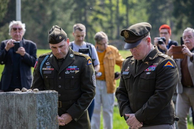 Kaufering Memorial Ceremony