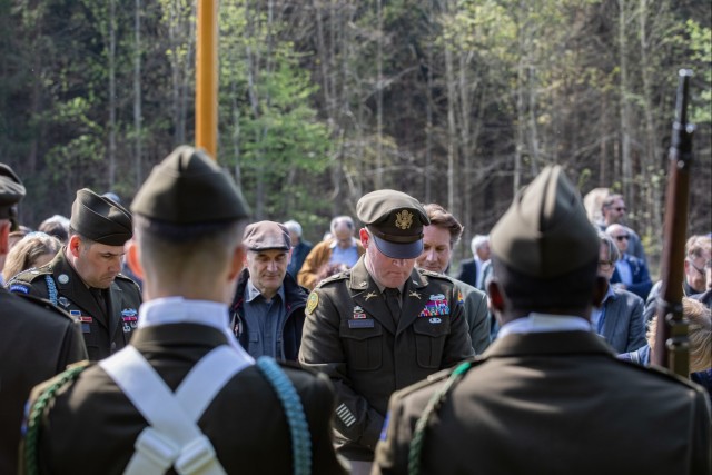 Kaufering Memorial Ceremony