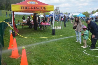 Kinderfest brings laughs, smiles, community to Hohenfels Families