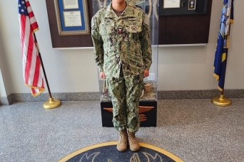 LEGACY OF SERVICE: 7th Signal Command's Acting Civilian Deputy Reflects on Daughter's Navy Career
