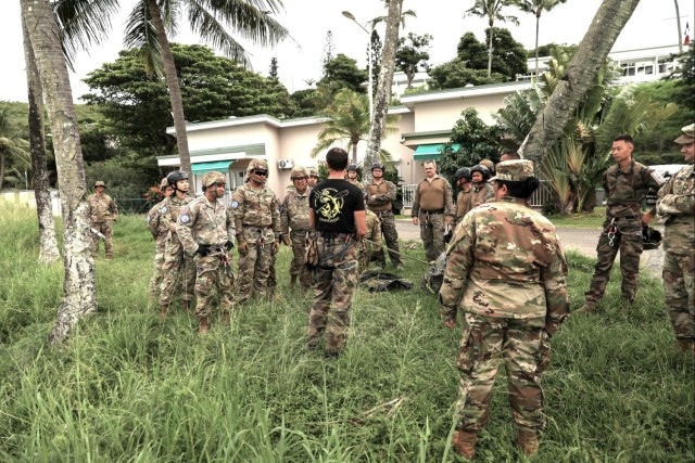 962nd Soldiers Conquer Commando Course During Croix du Sud