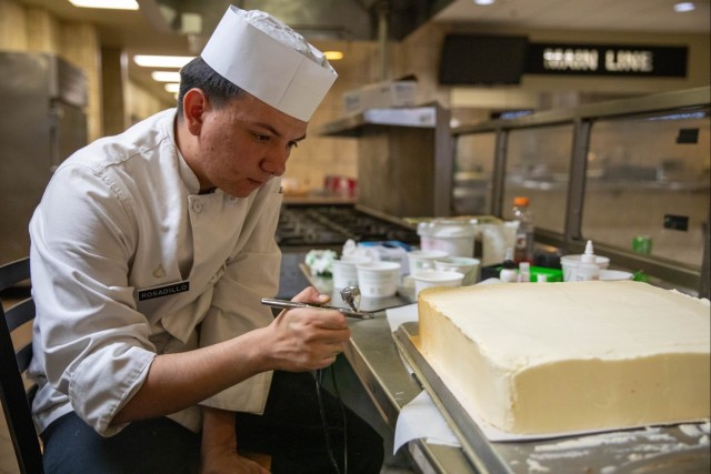 III Armored Cake Competition