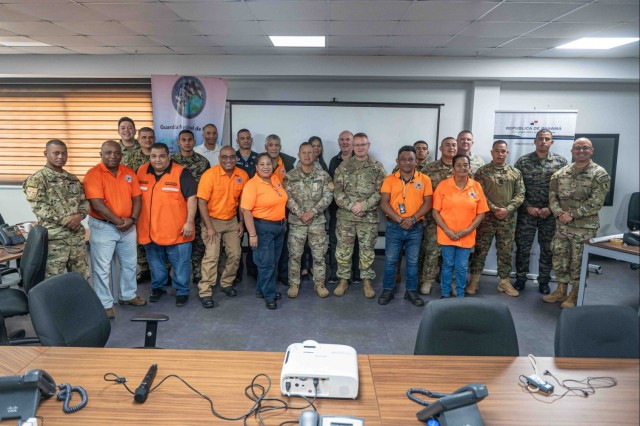 Missouri Guard, Panama Share Knowledge in Bilateral Training