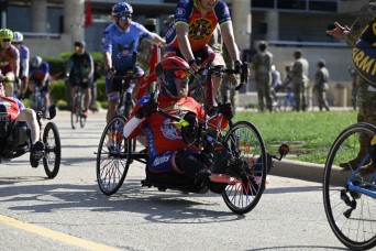Riding for recovery: 
Fort Cavazos sends off cyclists in Texas Challenge