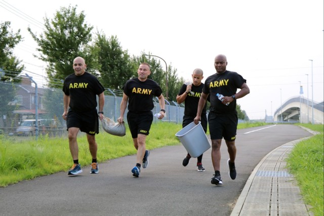Senior leaders build camaraderie during Amazing Race