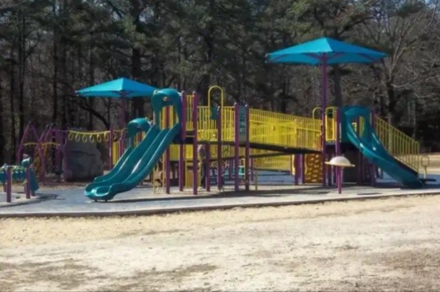 Fort Bragg DFMWR Named Finalist for Prestigious National Gold Medal Award