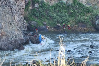 Idaho Army National Guard, Boise Fire Department Conduct Water Rescue
